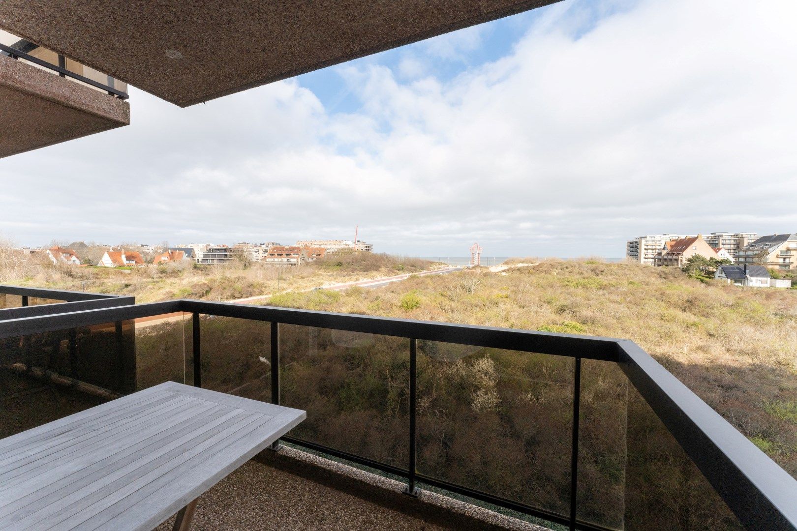 Modern verzorgd appartement met prachtig zeezicht en zonneterras ! foto 12