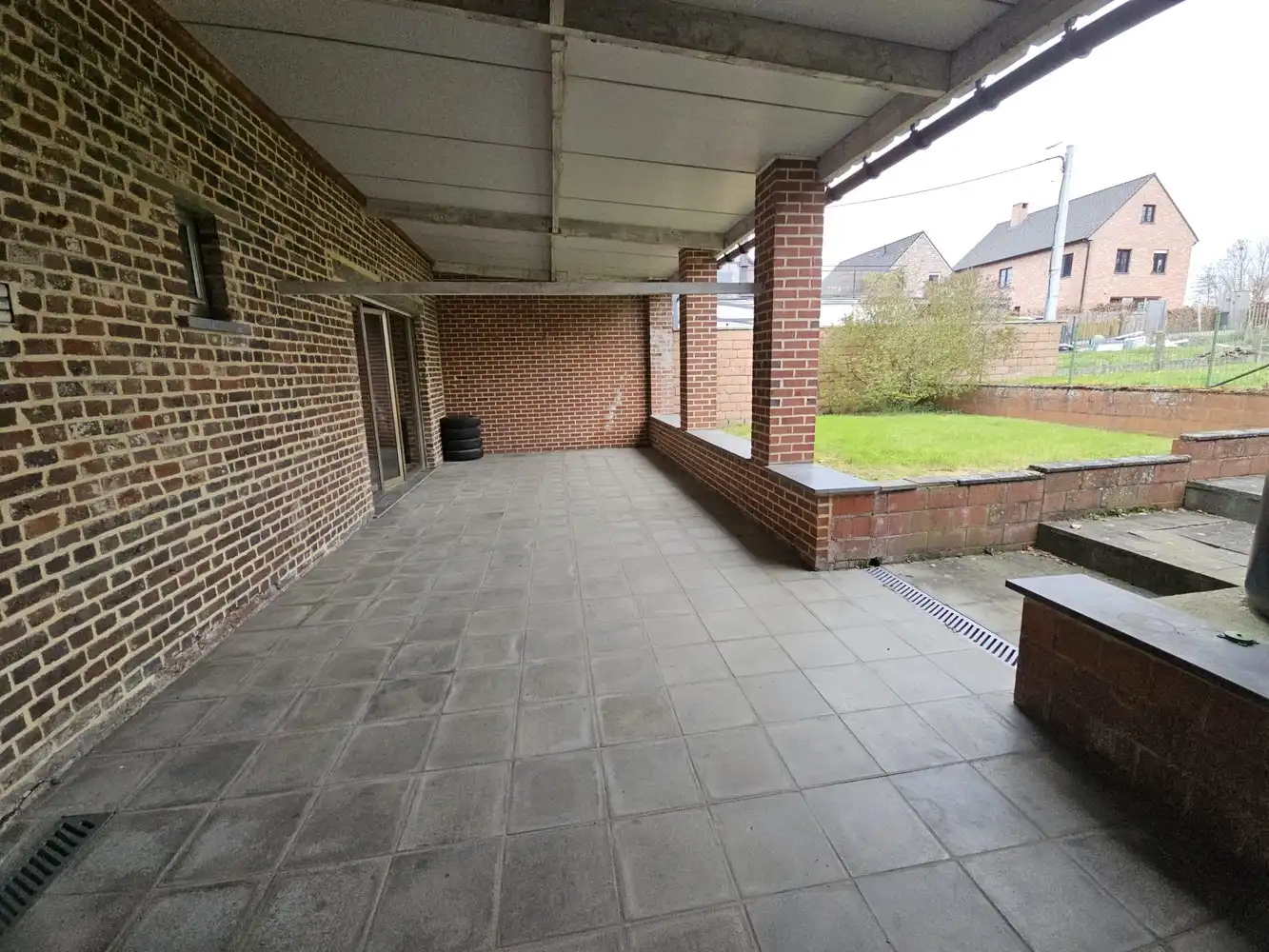 Landelijk gelegen woning met tuin foto 9