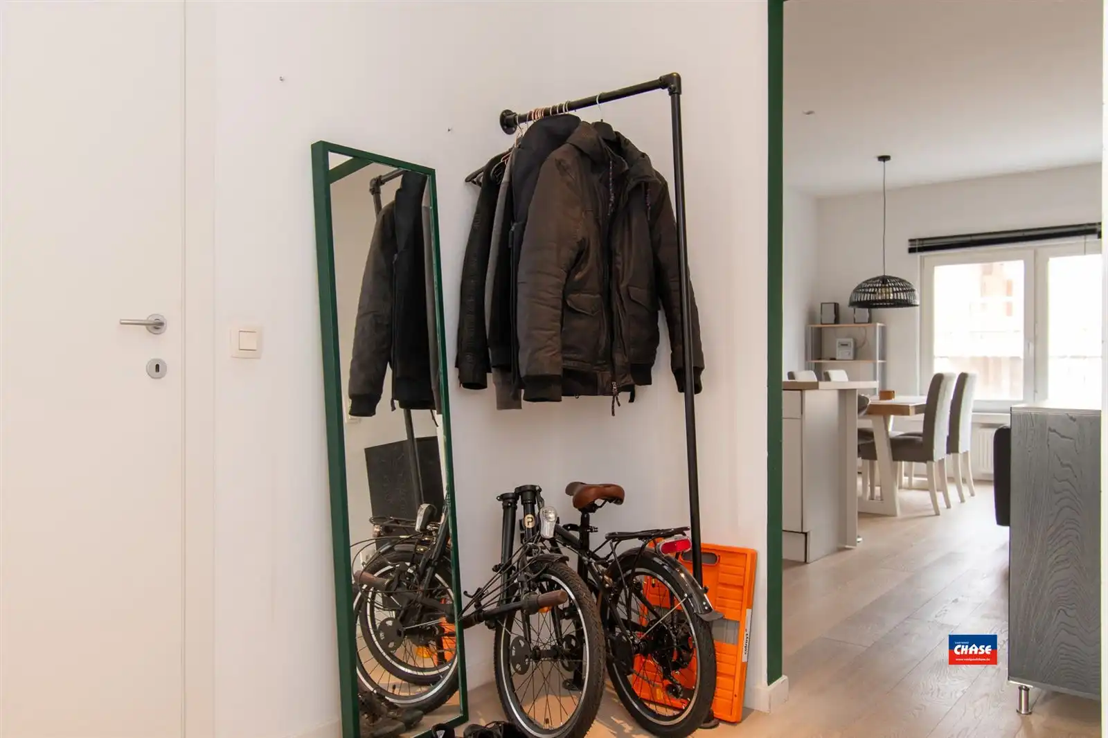 Charmant & instapklaar appartement met 2 slpks + terras foto 8