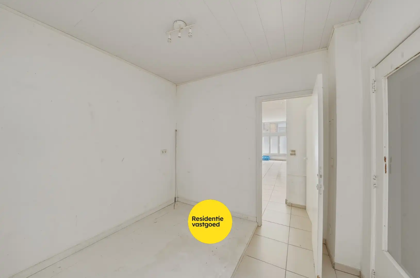 Op te frissen appartement in centrum Oostende foto 10