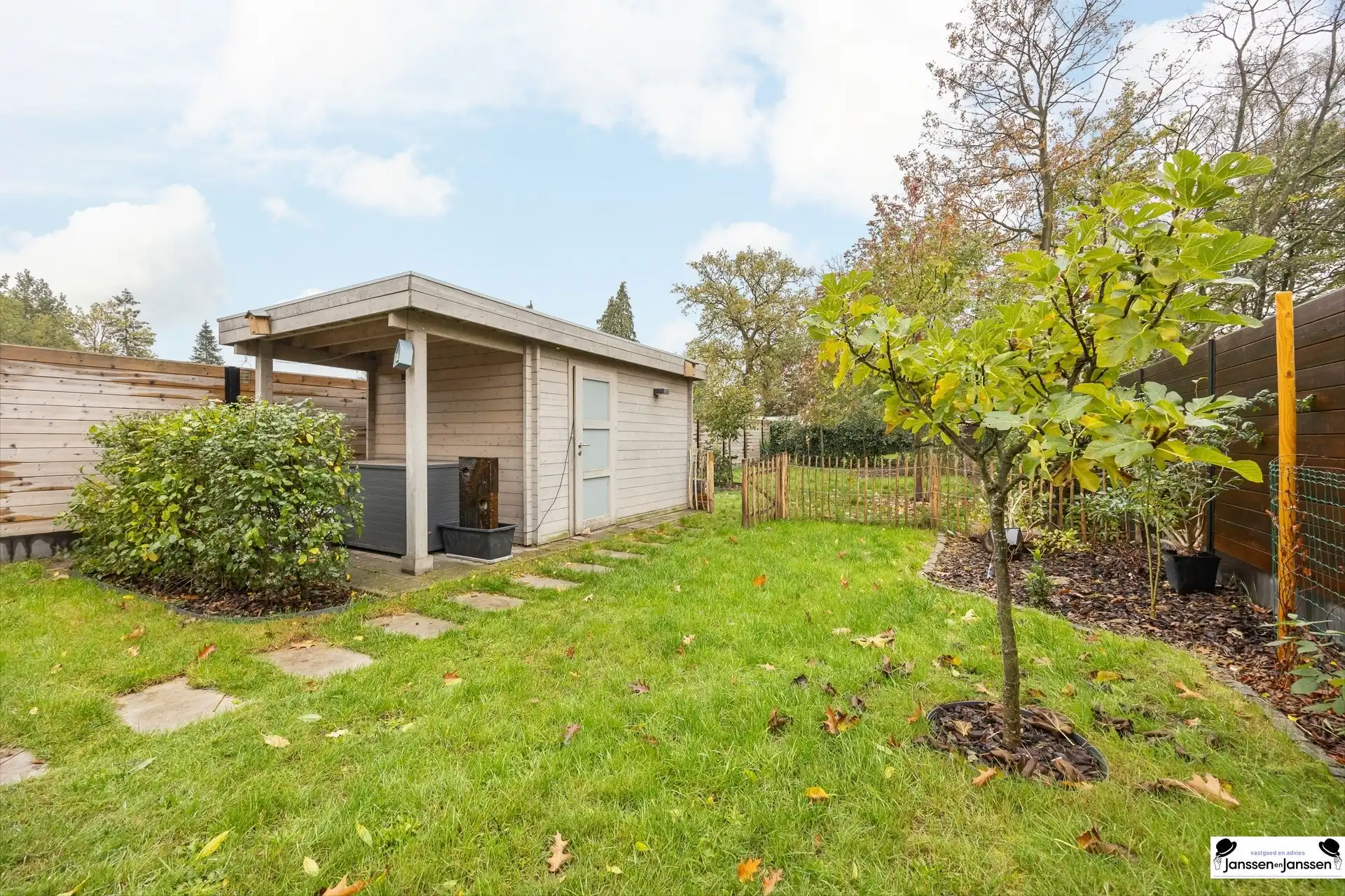 Moderne energiezuinige woning met hoogwaardige afwerking foto 26