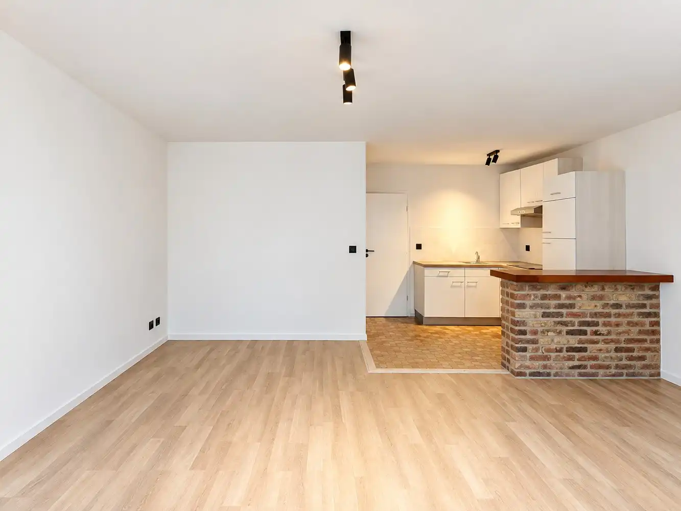 Instapklaar gelijkvloers appartement foto 3