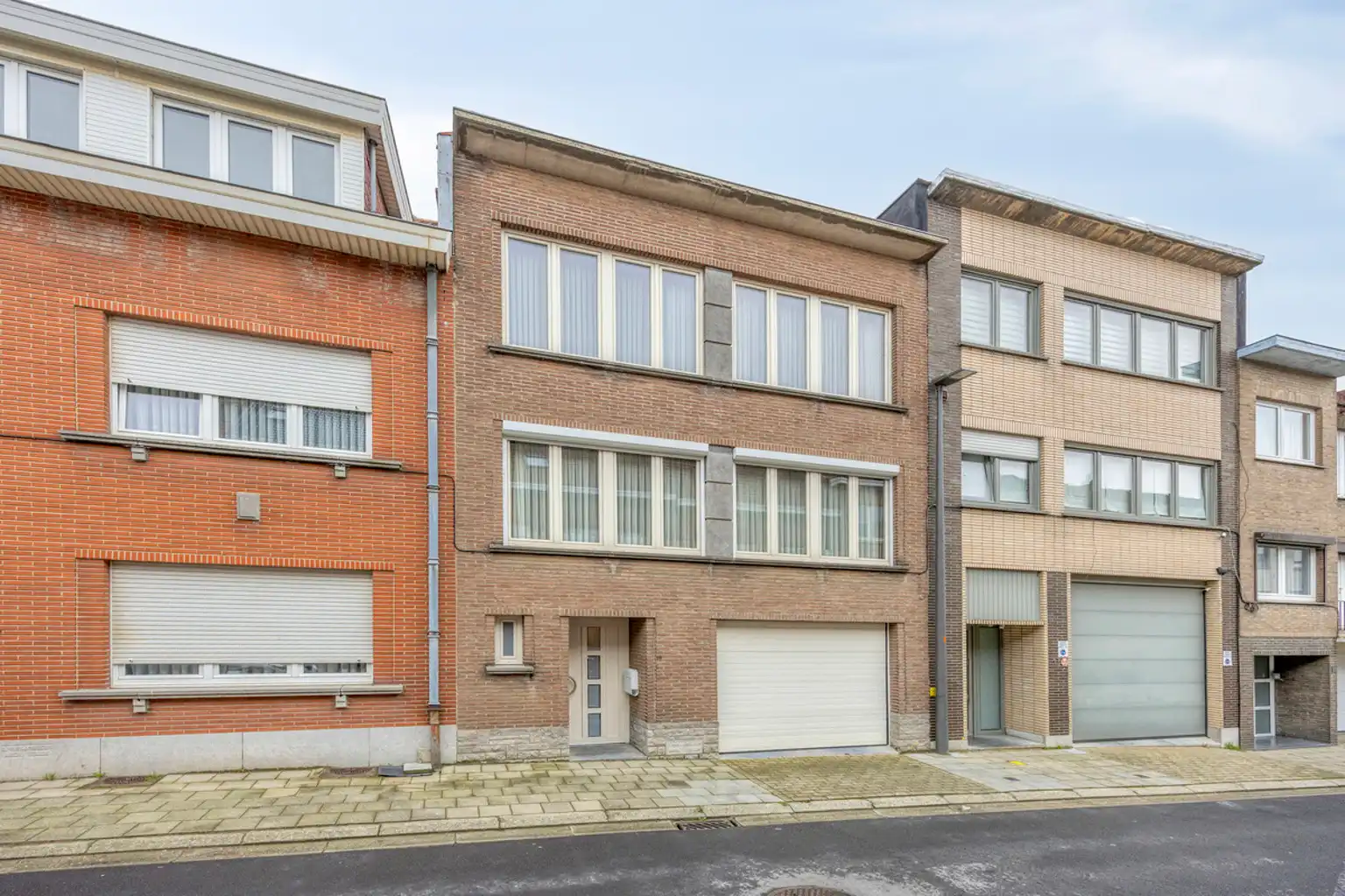 Hoofdfoto van de publicatie: Goed onderhouden, instapklare bel-etagewoning in Zellik