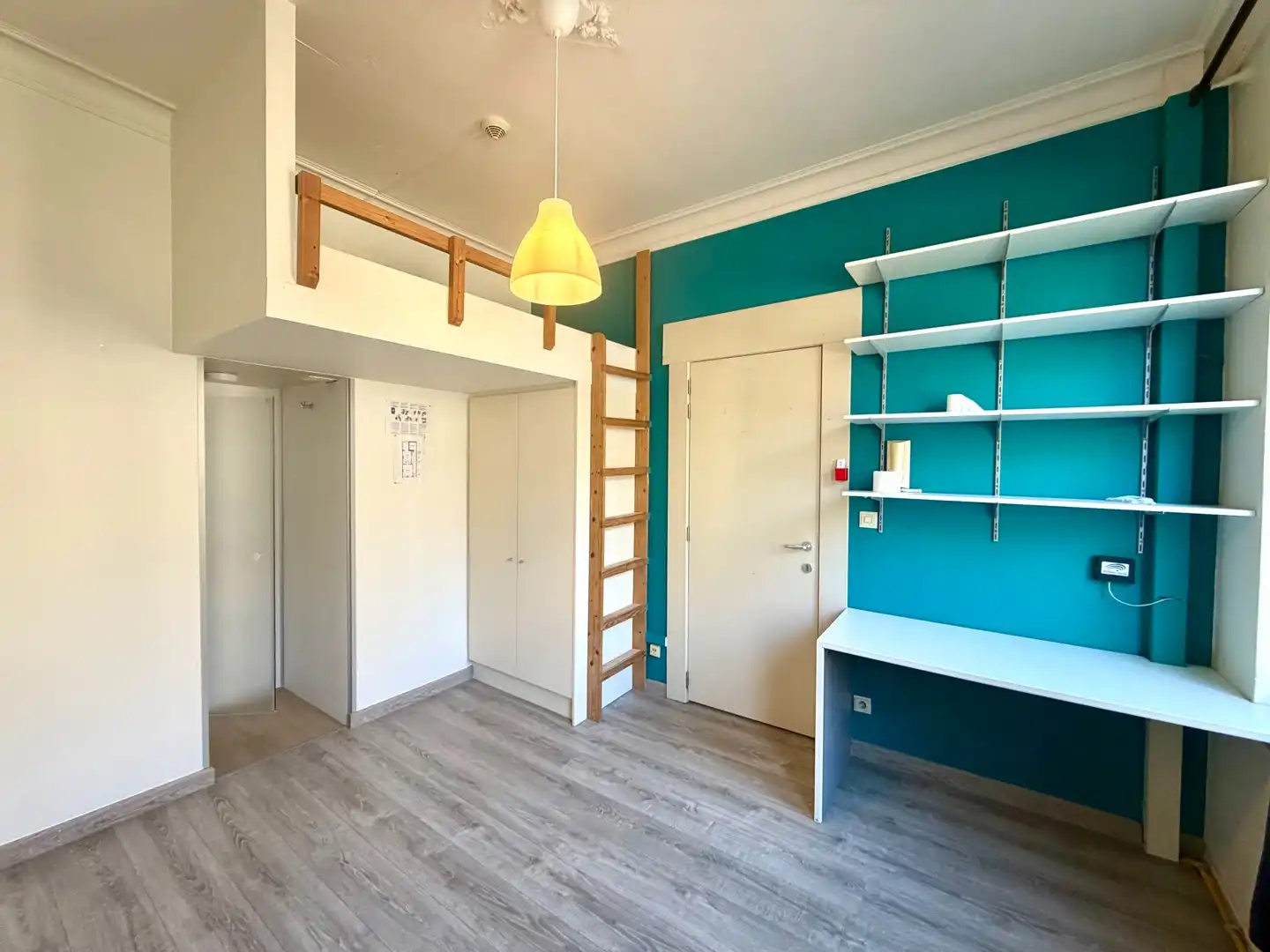 Centraal gelegen studentenkamer! foto 6