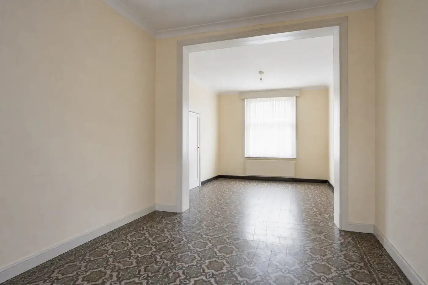 Te renoveren woning met 3 slaapkamers en stadstuin foto 4