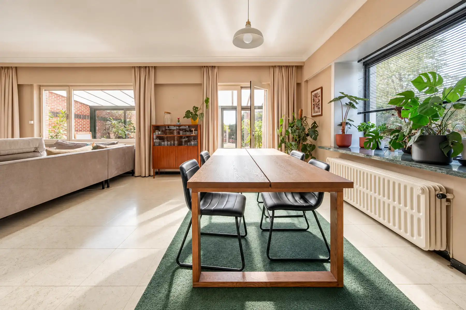 Instapklare, gerenoveerde woning met authentieke charme! foto 9