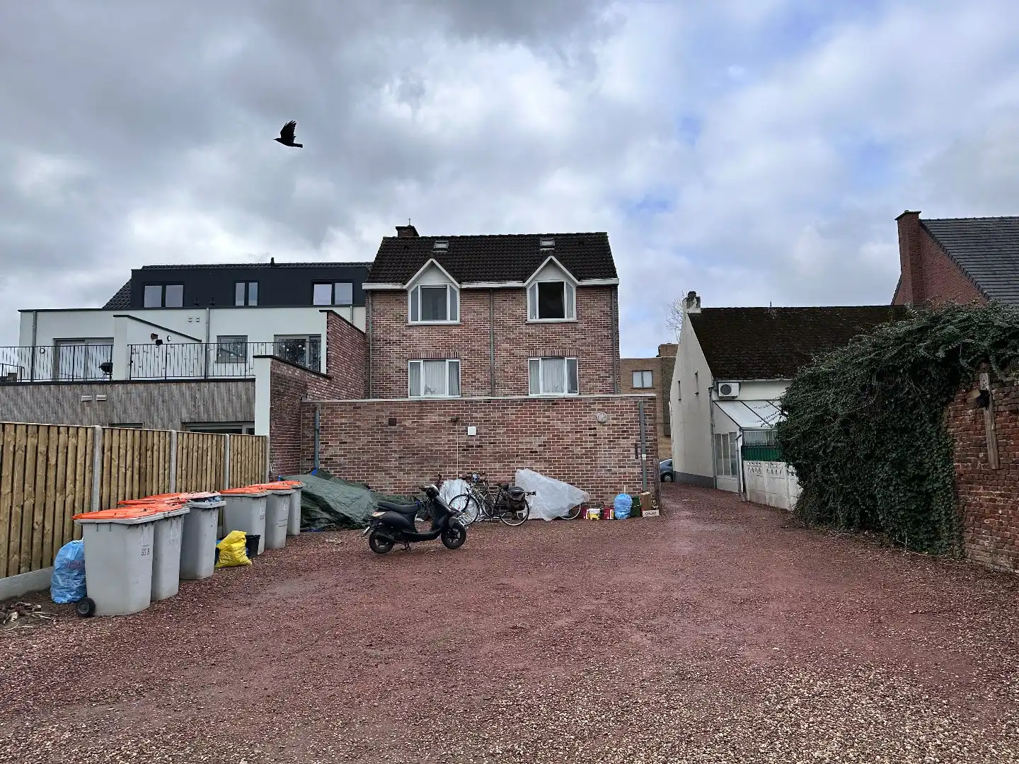 Opbrengsteigendom met 5 appartementen en 3 studio's – gunstig EPC, asbestveilig en conforme elektrische installatie foto 4