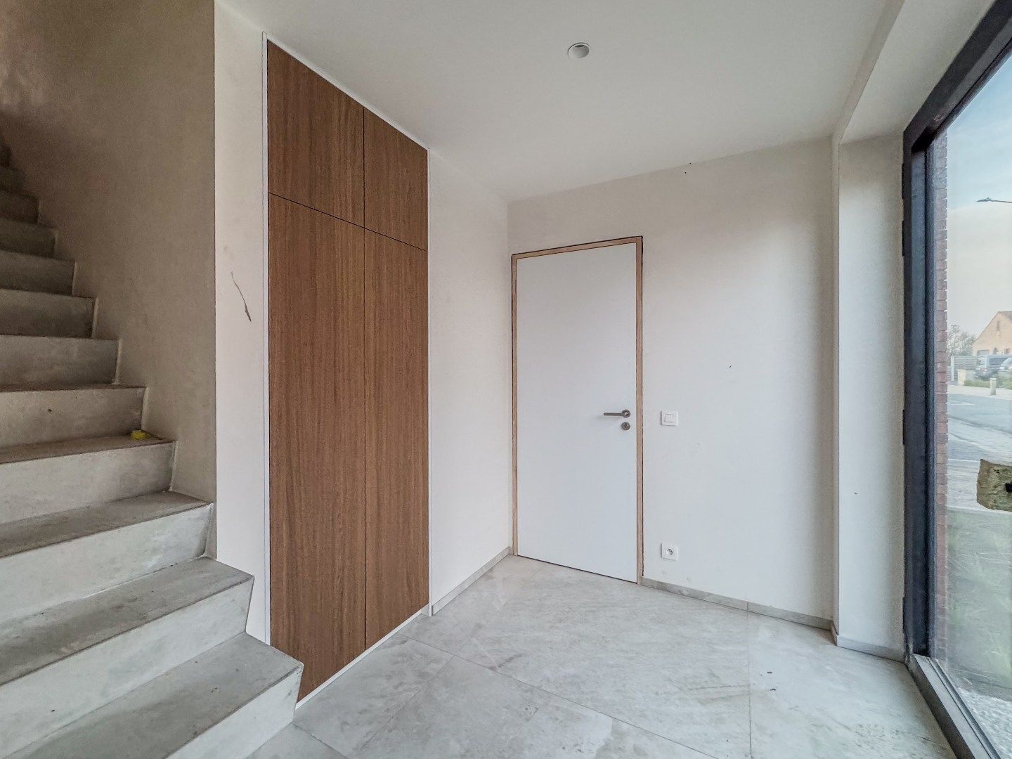 Energiezuinige nieuwbouwwoning met 3 slaapkamers, ruime garage en tuin. foto 2