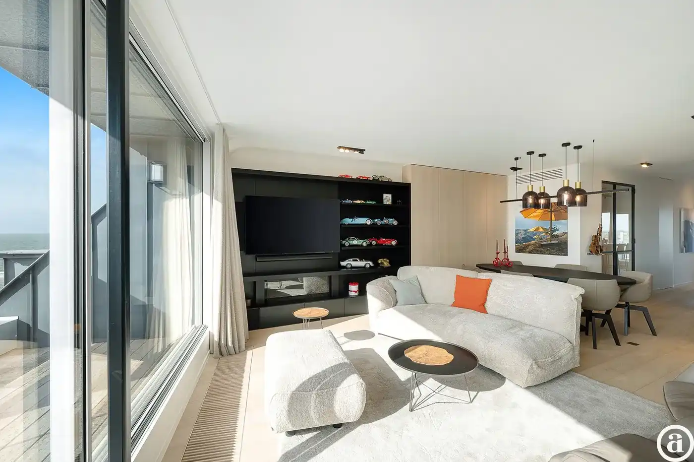 Mooie duplex-appartement met prachtige uitzichten te Zoute. foto 3