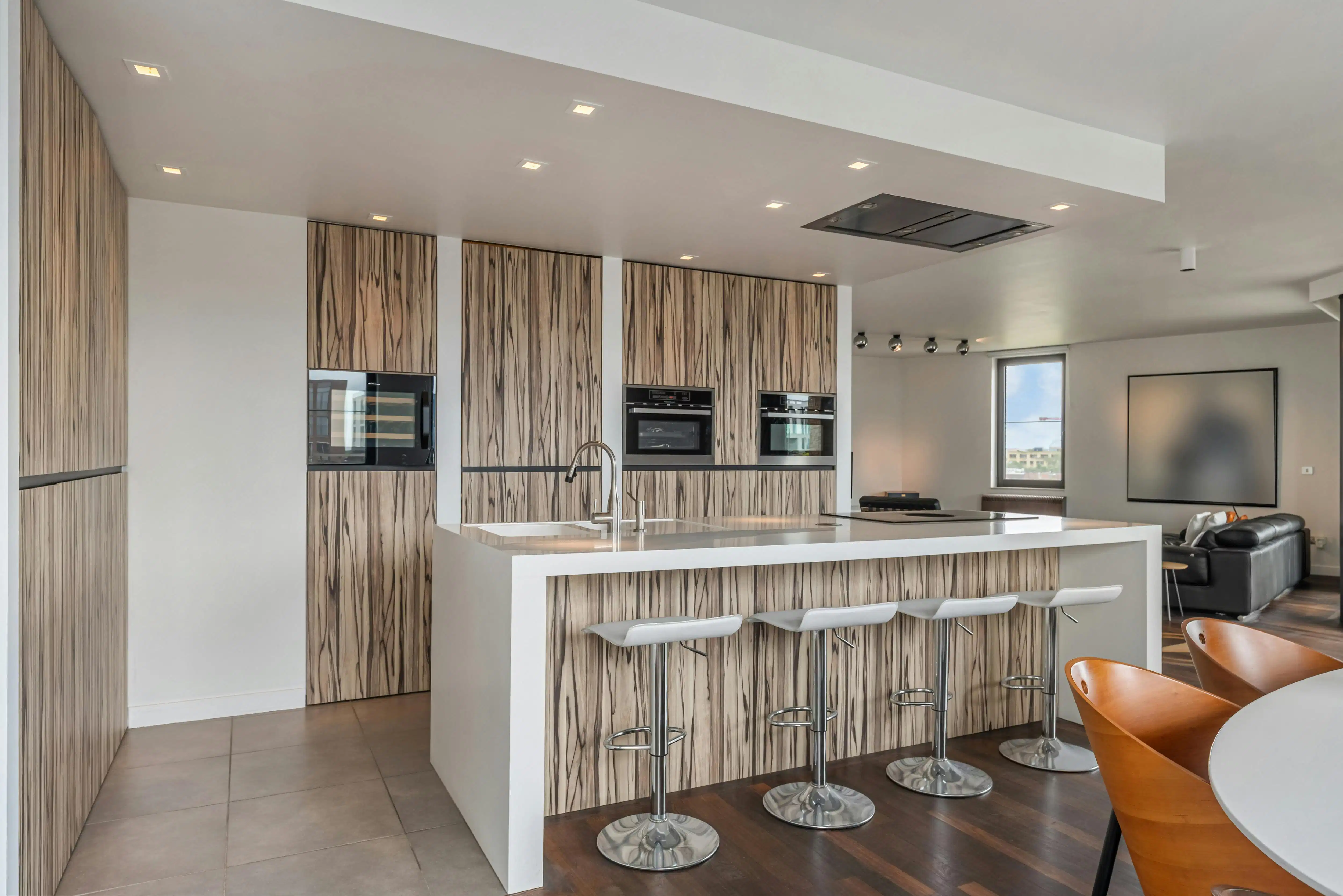  Exclusief hoekappartement aan het water met ruim zonneterras foto 5