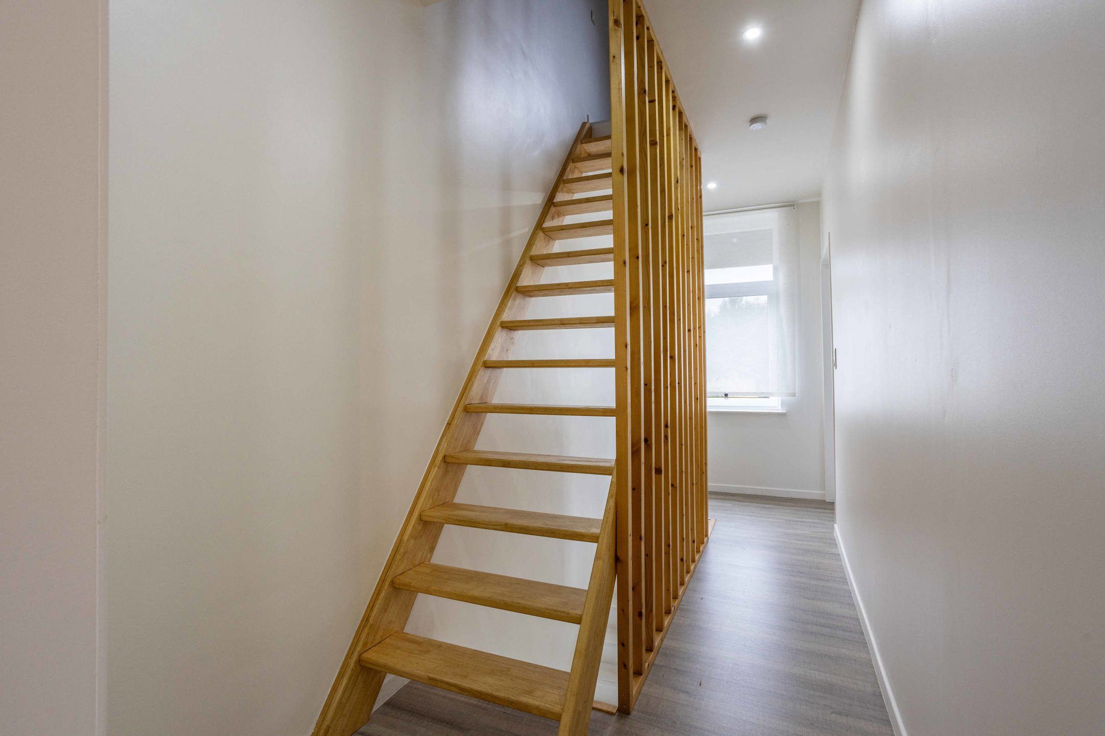 Volledig gerenoveerde, stijlvolle ruime woning foto 14