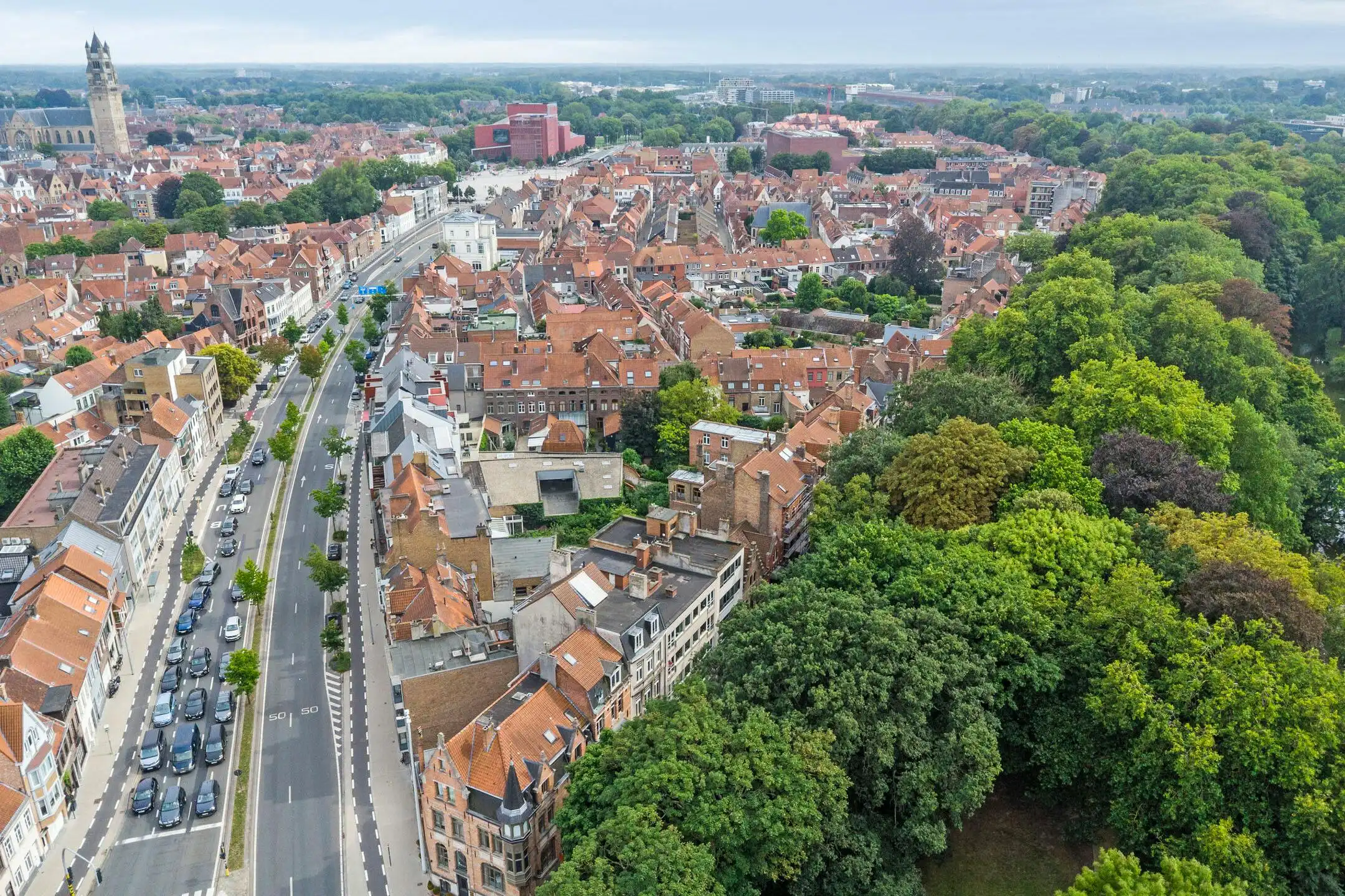 Gerenoveerd Appartement te koop in Brugge met 2 slaapkamers foto 5