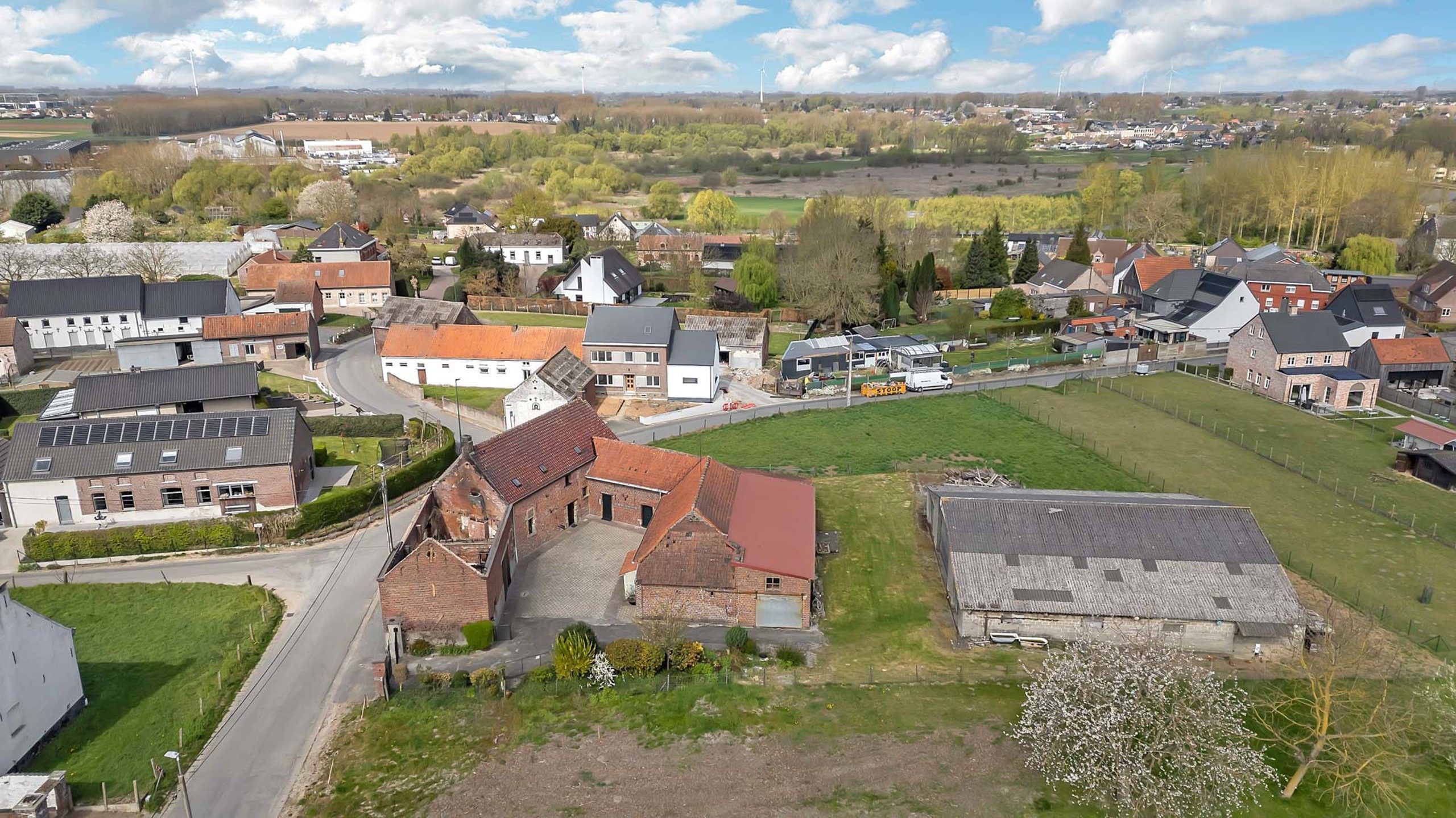 Uitzonderlijke hoeve op perceel van meer dan 30 are foto 5