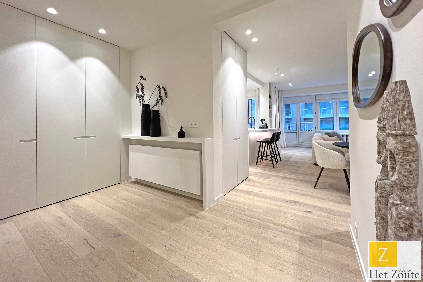 Luxueus gerenoveerd appartement nabij de zeedijk te Knokke foto 7