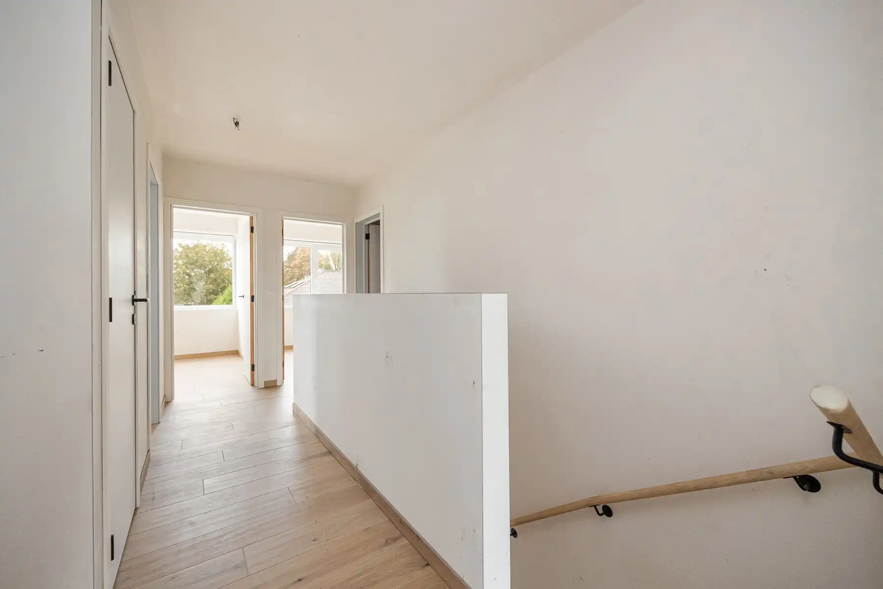 Halfopen woning met 3 slaapkamers en carport/fietsenberging op perceel van ca 320m² foto 12