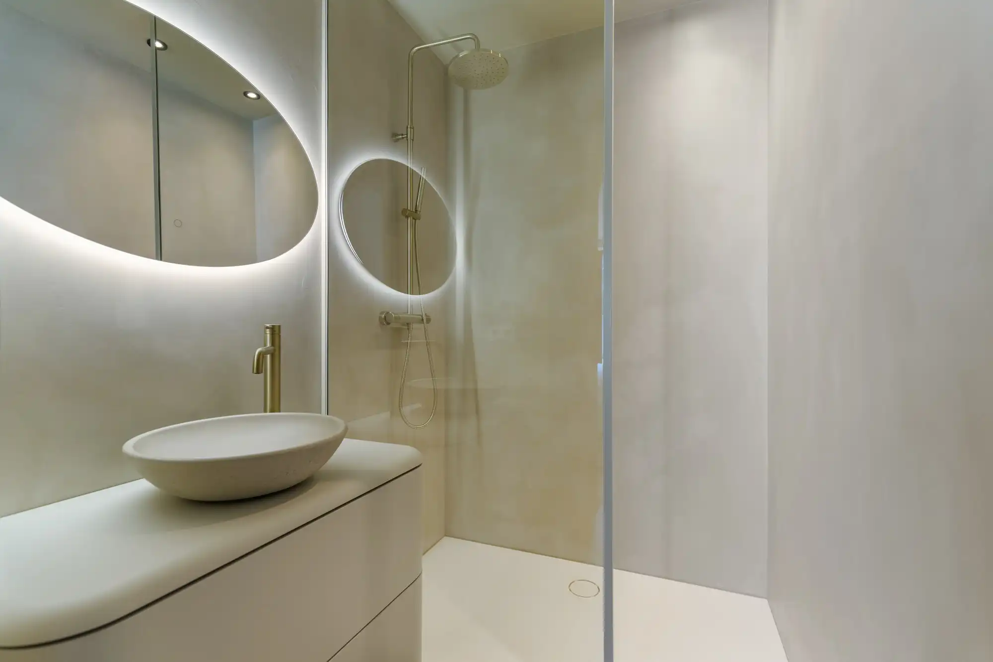 Moderne nieuwbouwwoning met 4 slaapkamers, 4 badkamers en prachtige tuin foto 16