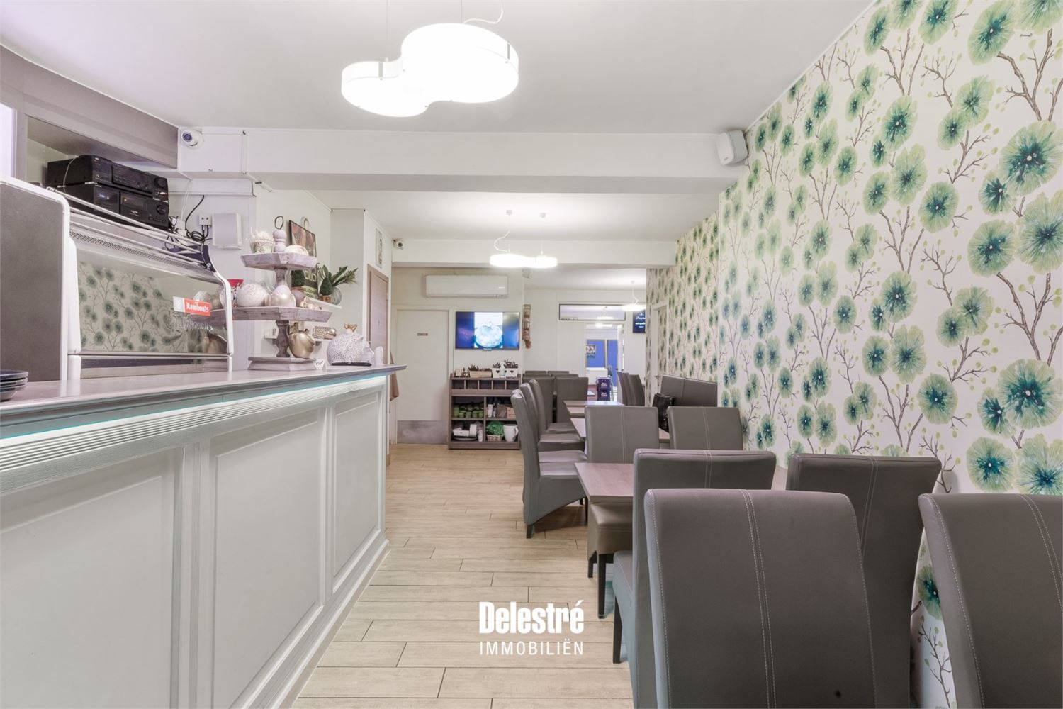 GOED DRAAIENDE HORECAZAAK CENTRUMLAAN OVER TE NEMEN foto 10