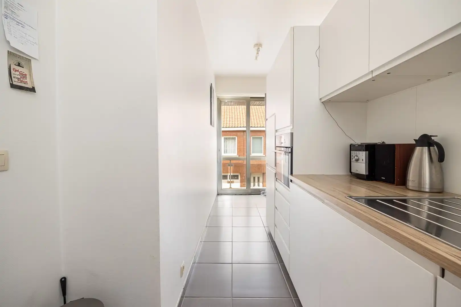 Opbrengsteigendom met 5 appartementen en garages foto 13