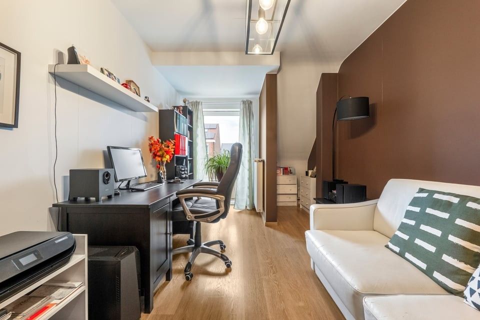 GEZELLIG 3 SLKS APPARTEMENT MET STAANPLAATS IN LANDEN foto 24