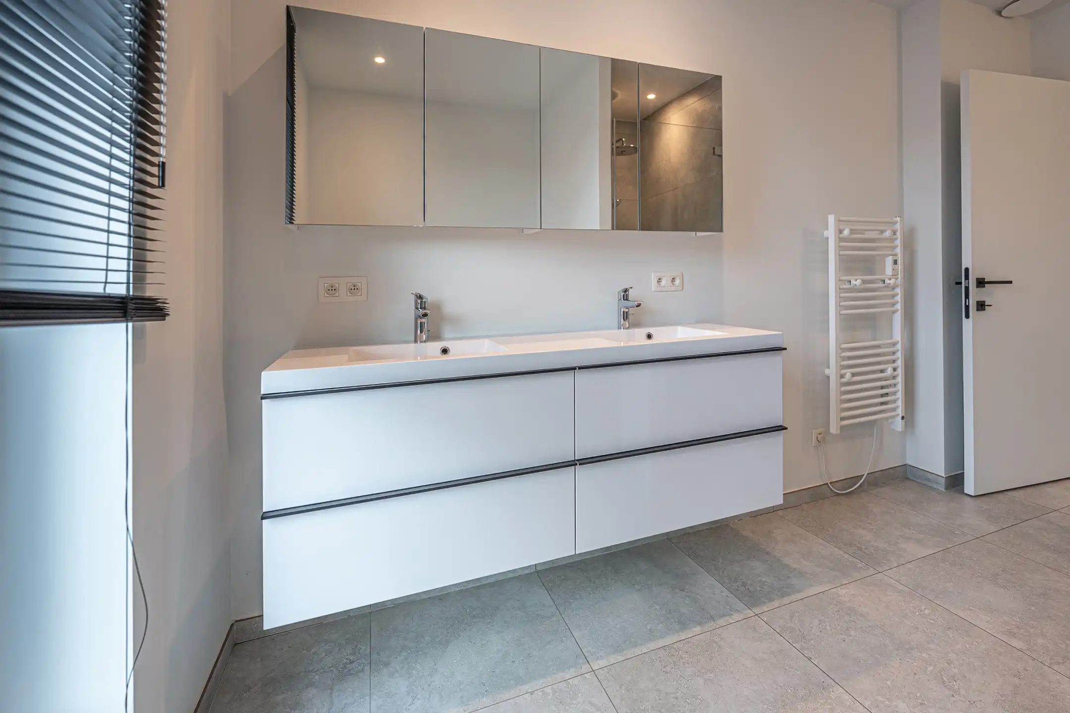 Moderne woning met 3 slaapkamers foto 19
