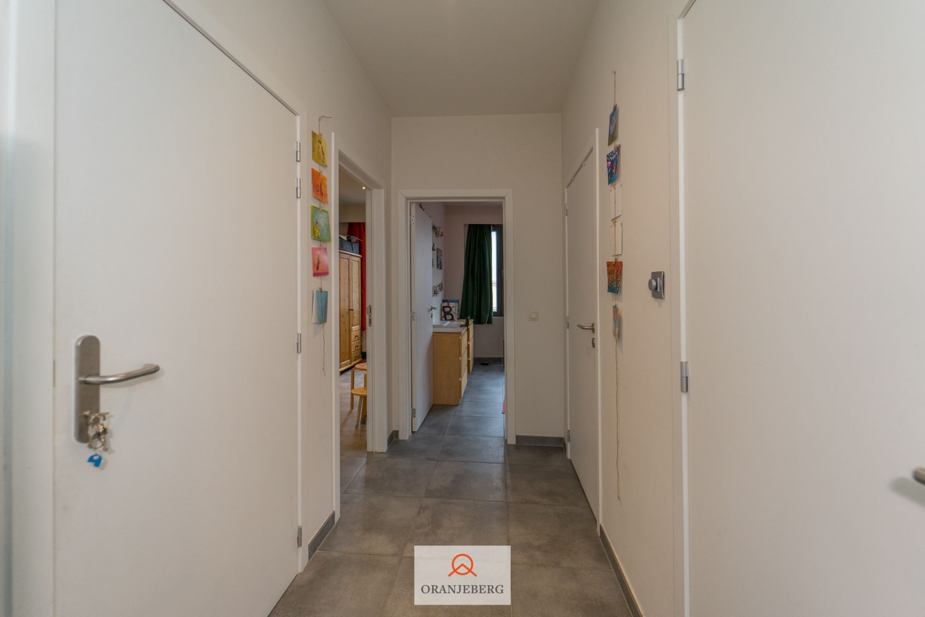Recent 2 slaapkamer appartement met terras bij Sint-Pietersstation foto 4