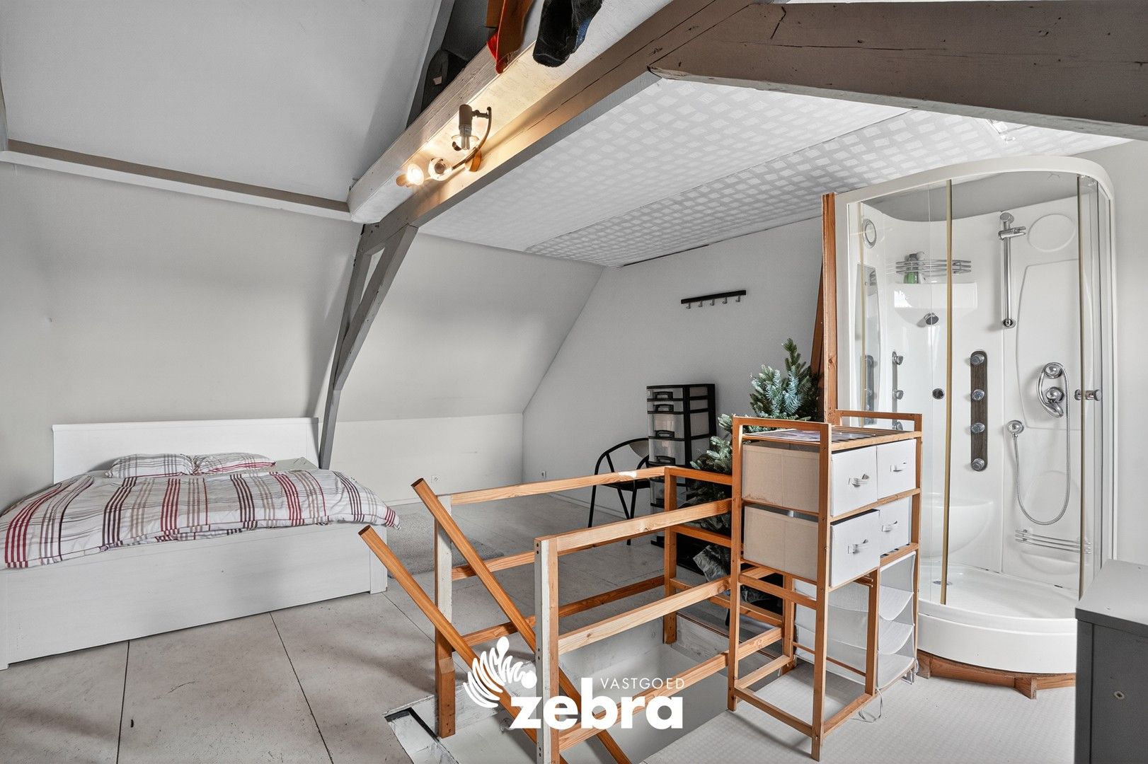 Instapklare woning met 4 slaapkamers en aanpalend stuk grond te Tielt! foto 21