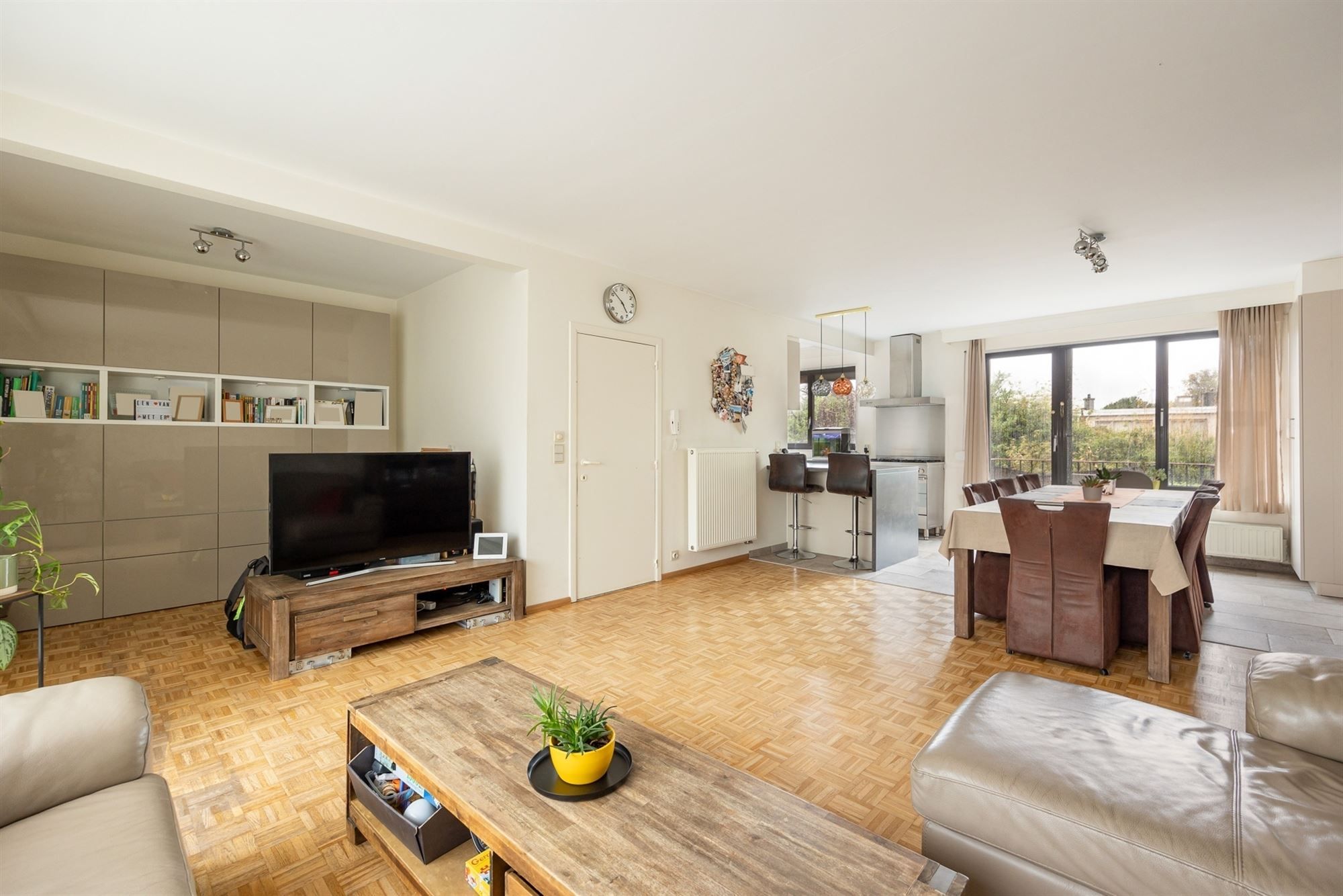 Instapklare bel-étagewoning met polyvalente ruimte en W-tuin foto 2