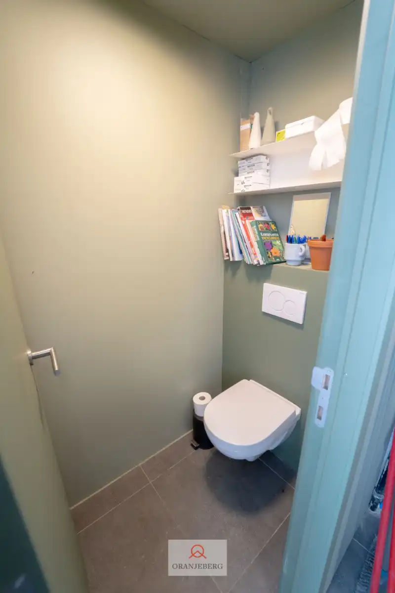 Handelsruimte met uitstekende zichtbaarheid te Ledeberg foto 5