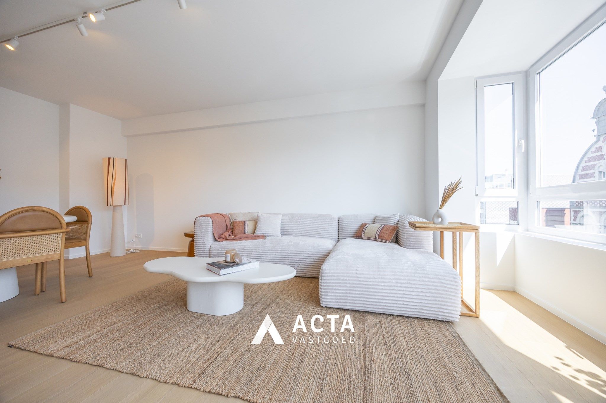 Gerenoveerd appartement op de zesde verdieping aan het Leopold I Plein foto 9