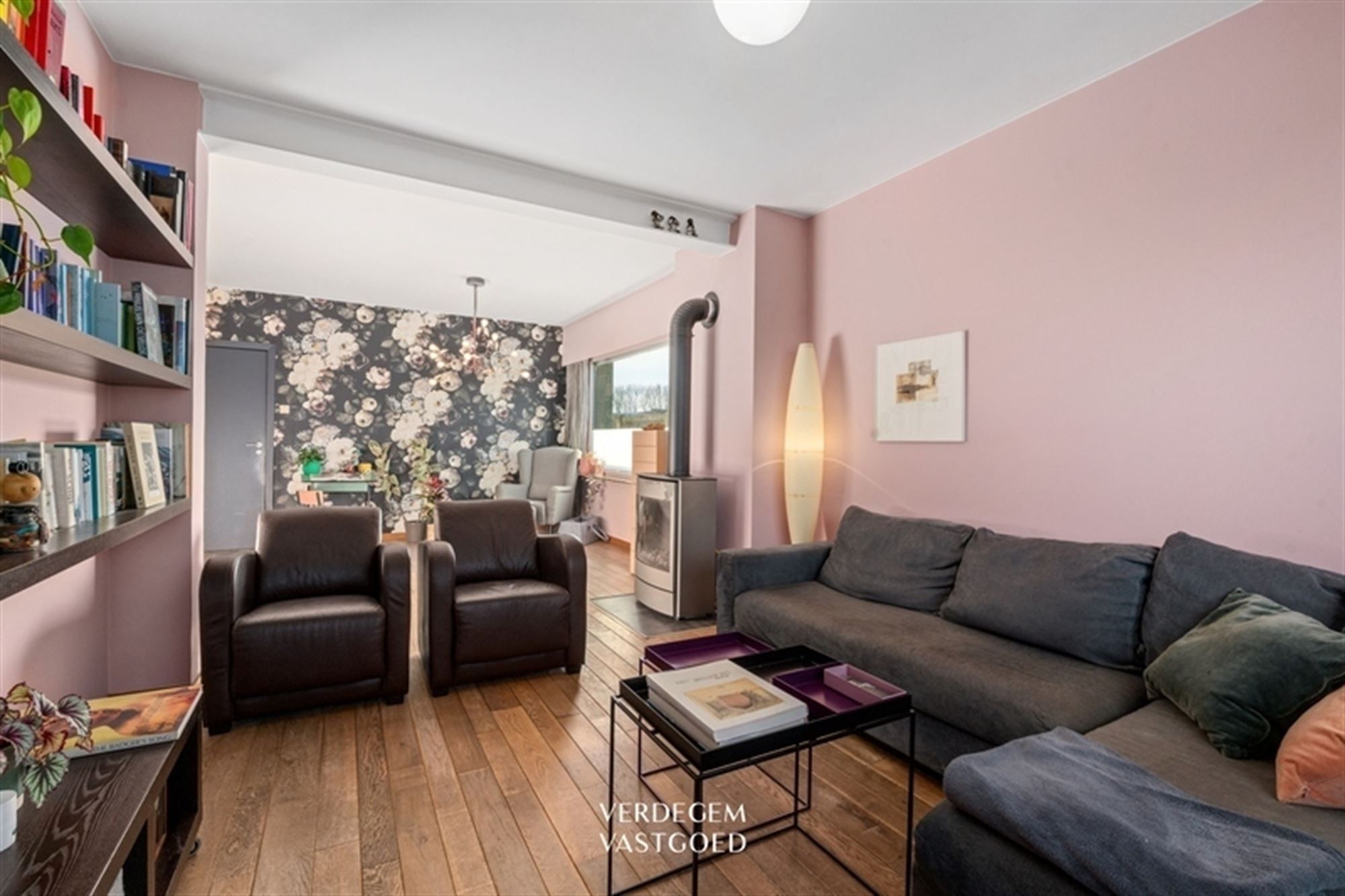 Toffe gezinswoning met 4 slaapkamers en mooie tuin foto 10