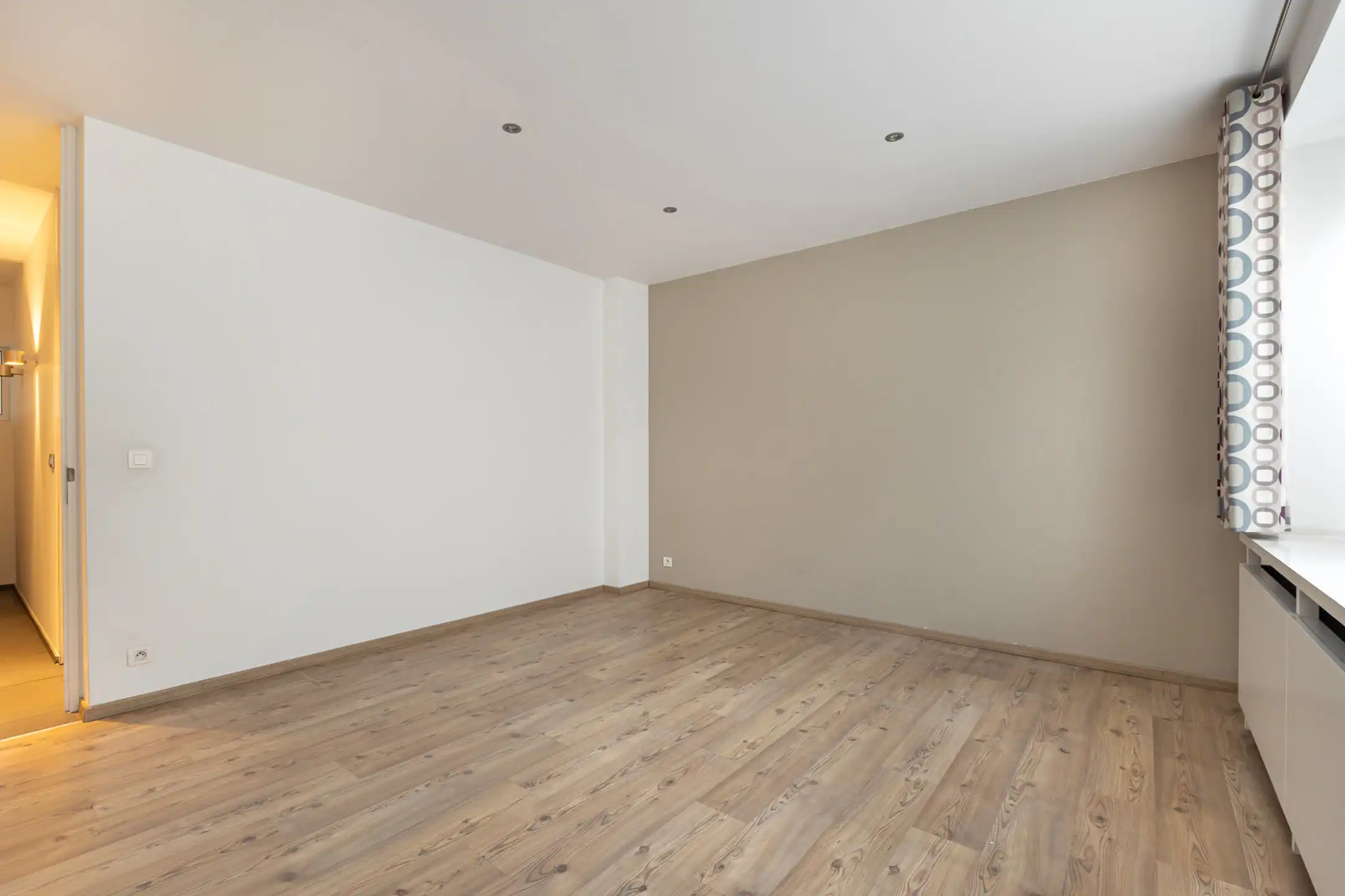 Ruim en lichtrijk appartement met 3 sk en 2 bk foto 10