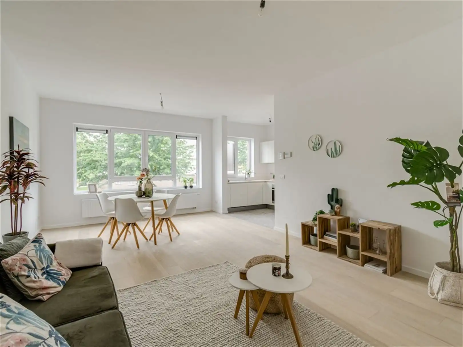 Licht en ruim 2-slaapkamerappartement met zuidwest georiënteerd terras.  foto 5