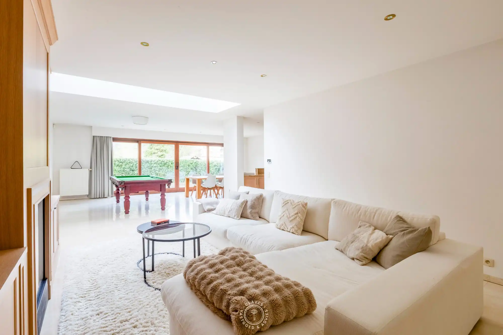 Kwalitatief appartement met inpandige garage én ruim terras foto 4