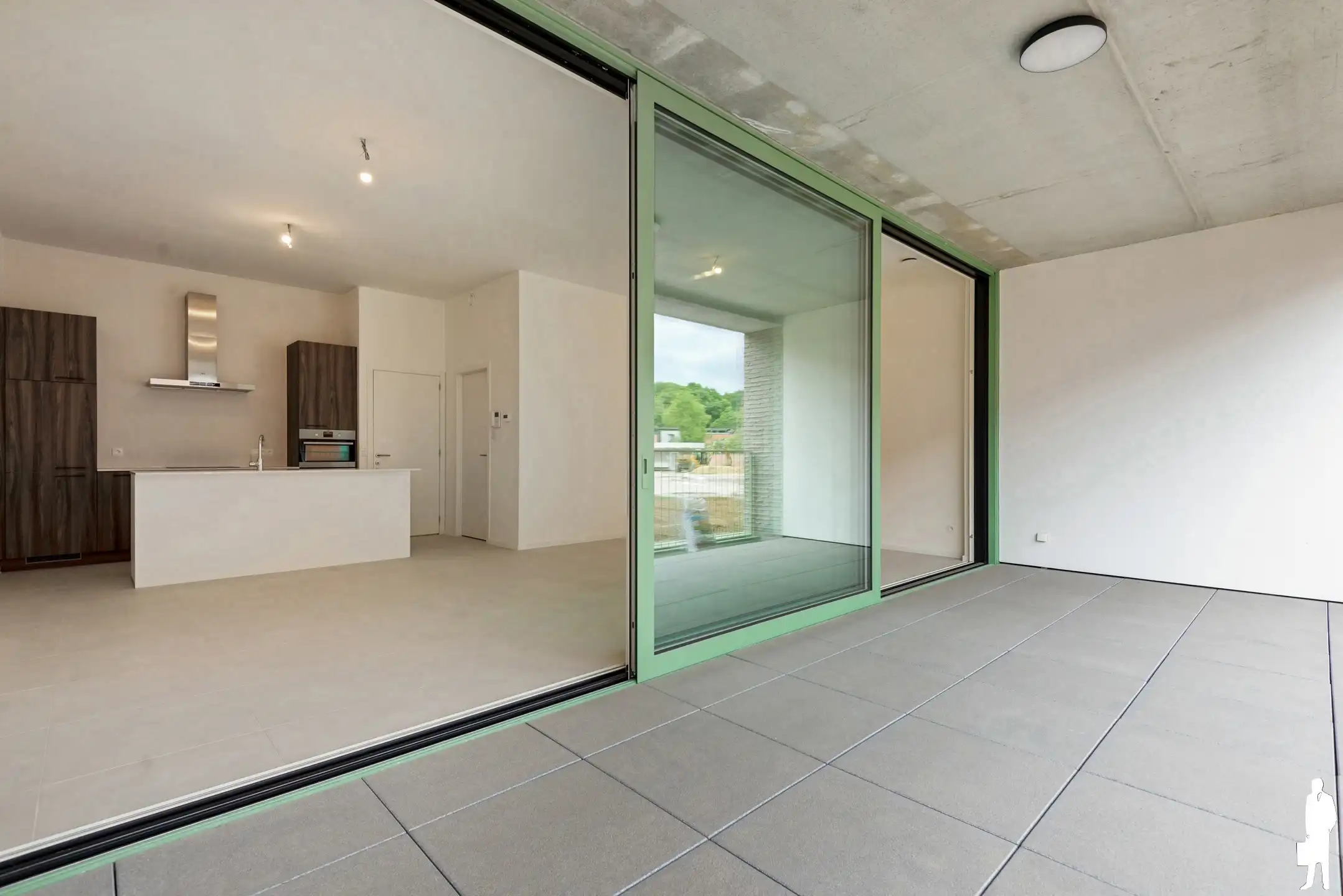 GLVL appartement met 2 slpks, ruim terras en autostaanplaats foto {{pictureIndex}}