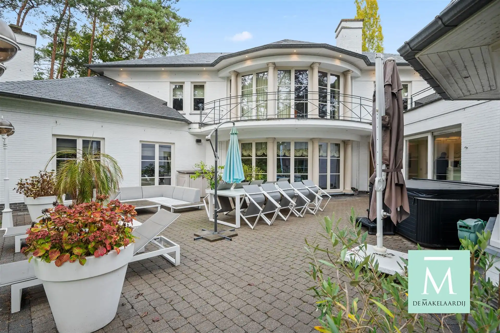 Stijlvolle villa met prachtige tuin, gelegen in het groen foto 39
