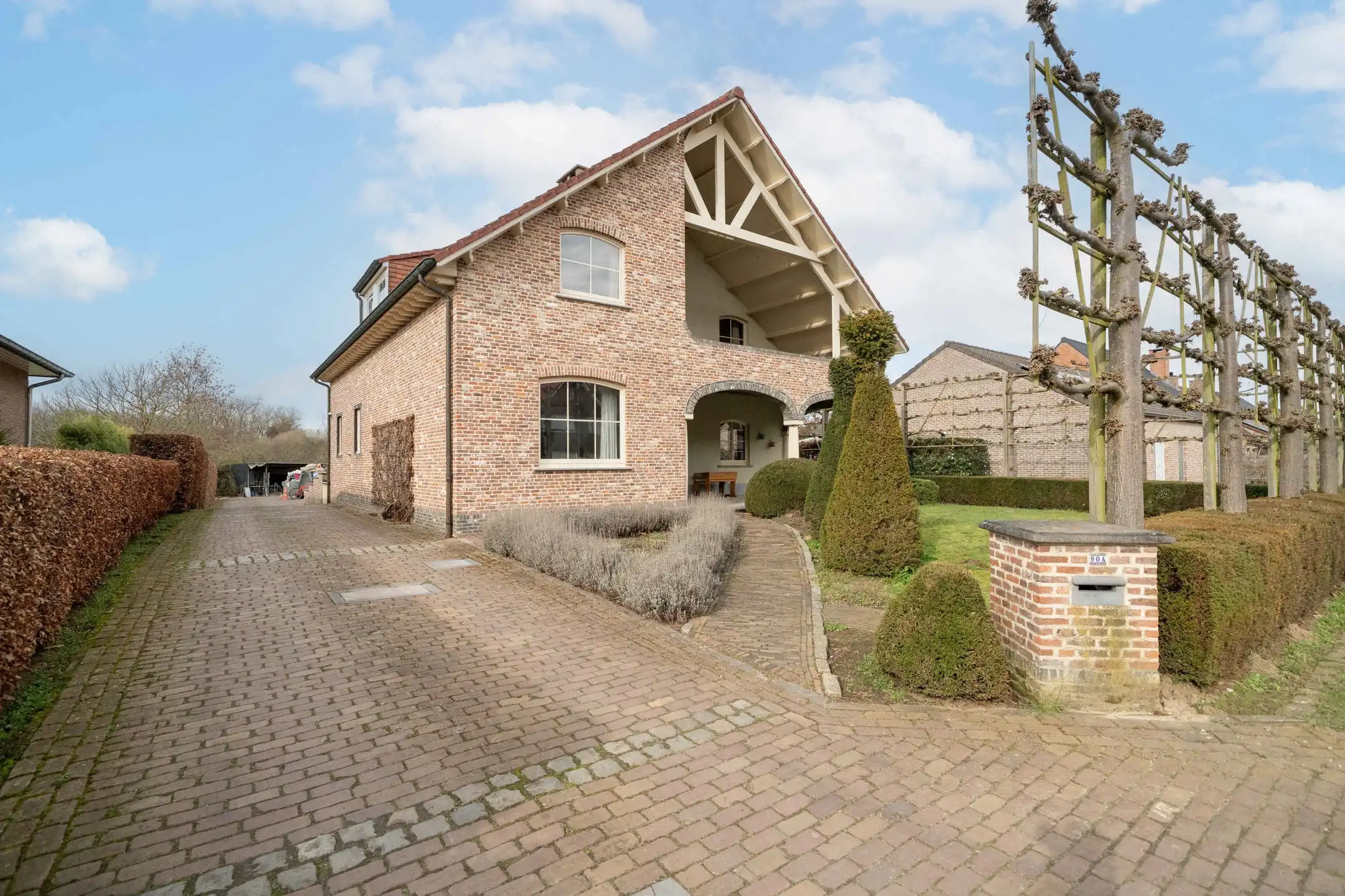 Villa met 5 slpk op 32 are 67 ca foto 3