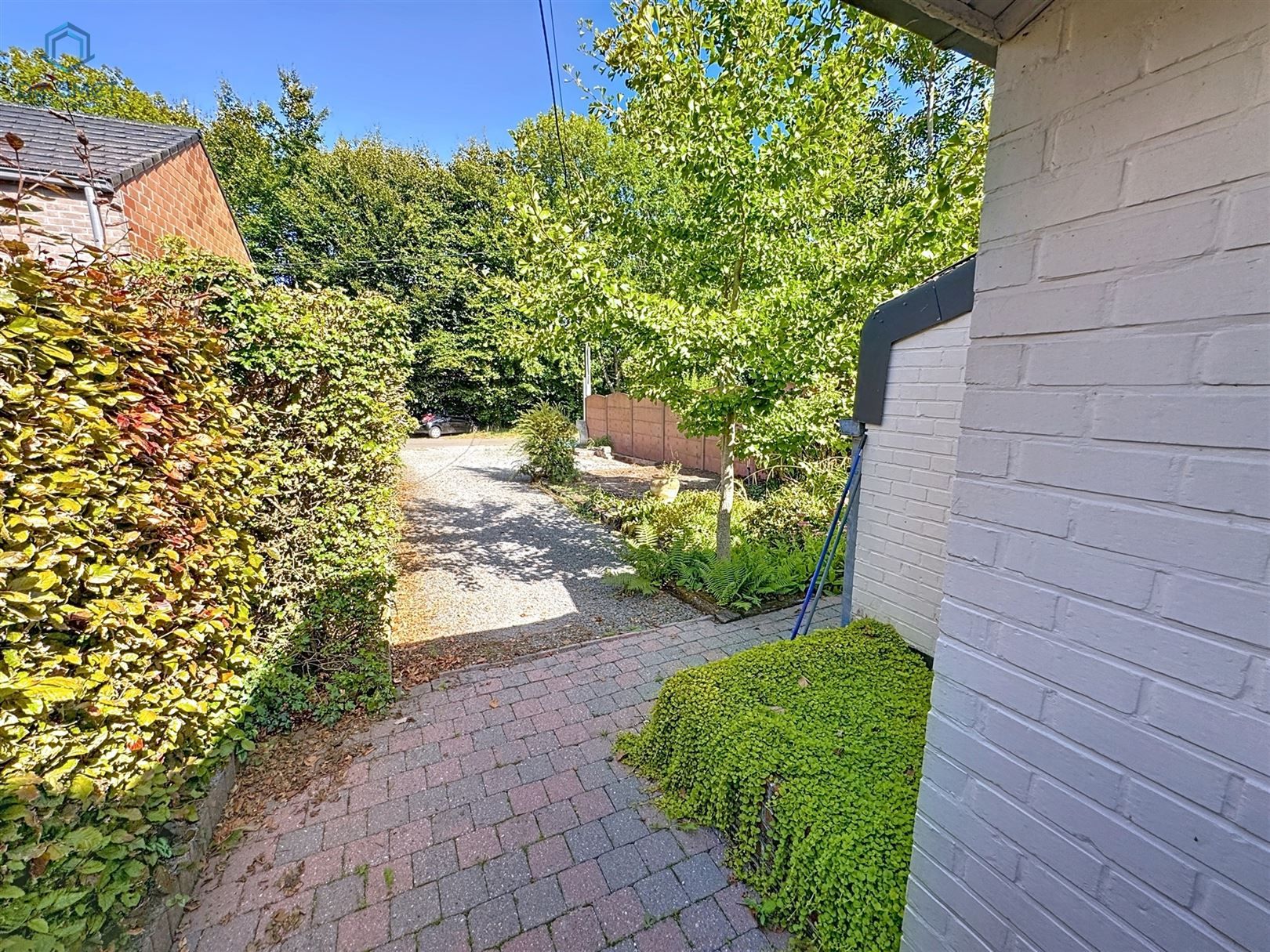 Te renoveren woning met prachtige tuin in rustige, doodlopende straat foto 23