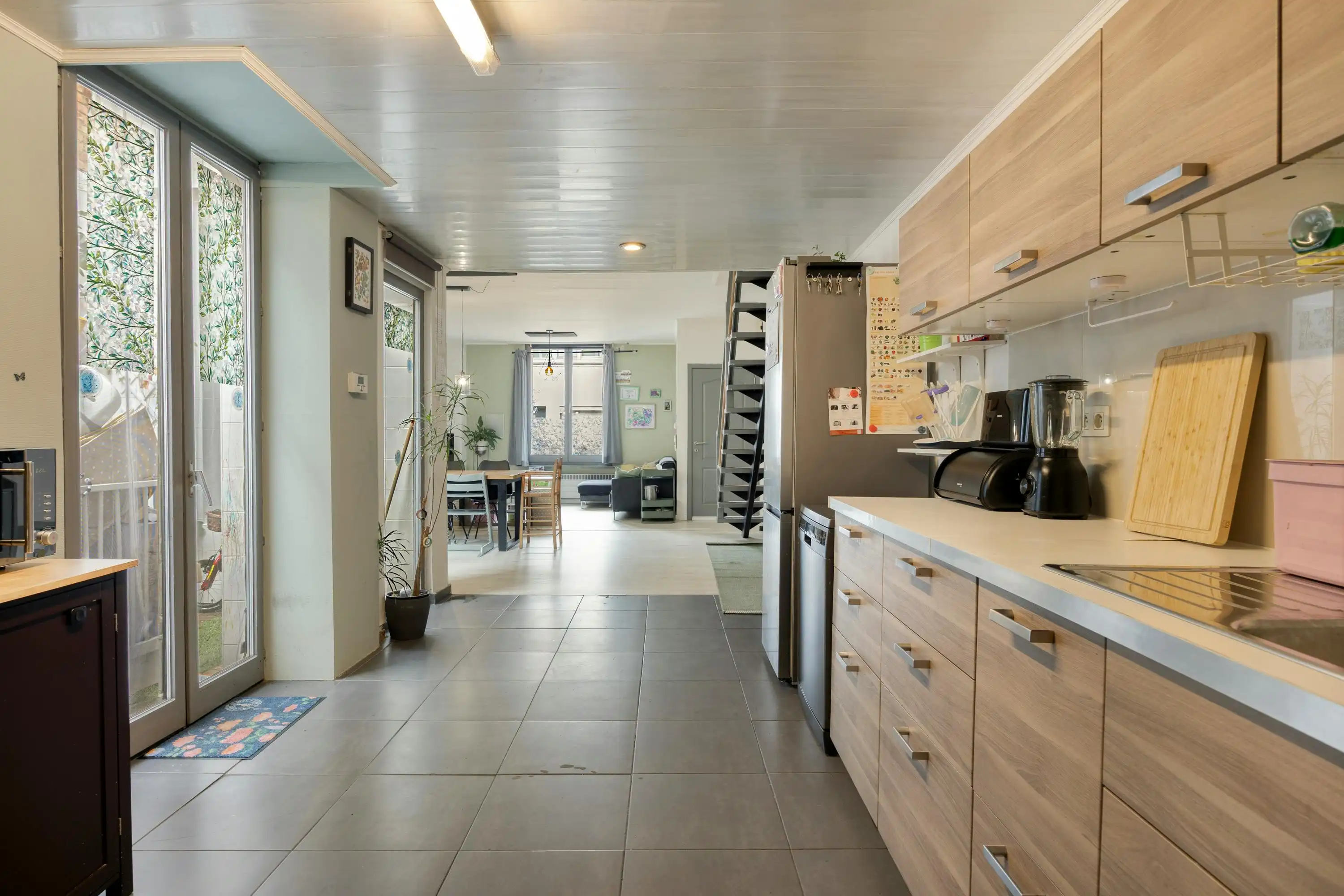 Huis met 4 slaapkamers en stadskoer te Deurne! foto 7