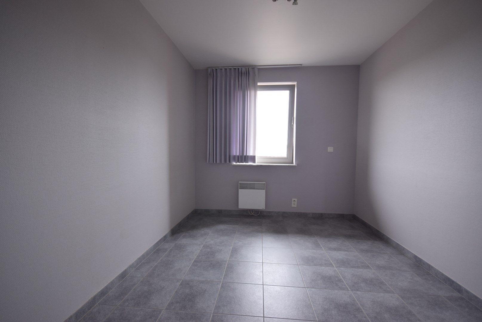 TWEE-SLAAPKAMERAPPARTEMENT MET GARAGE foto 12