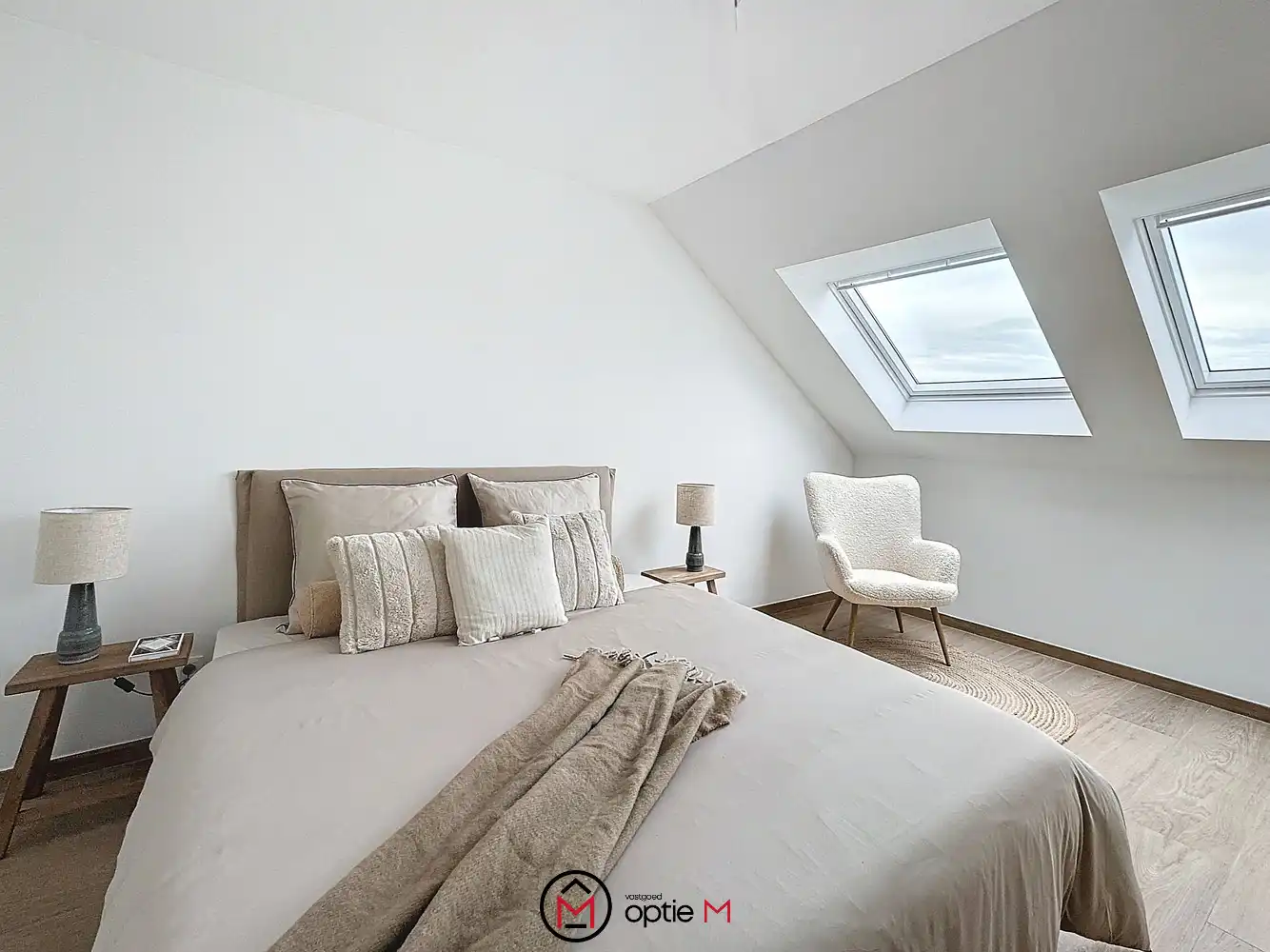 RUIM DUPLEX APPARTEMENT MET MOOI TERRAS foto 18