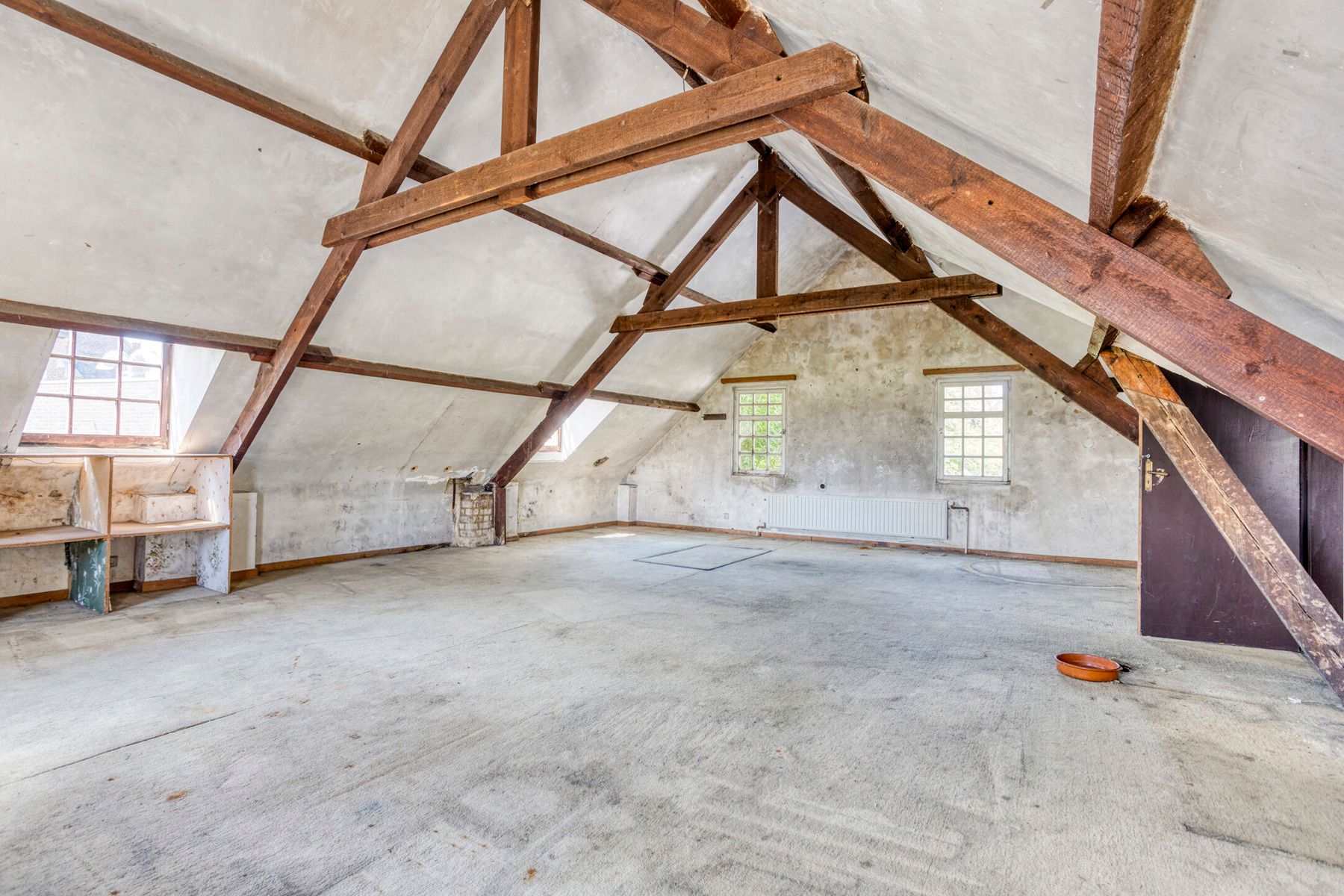 Unieke villa met binnenzwembad op 1,9Ha. foto 8