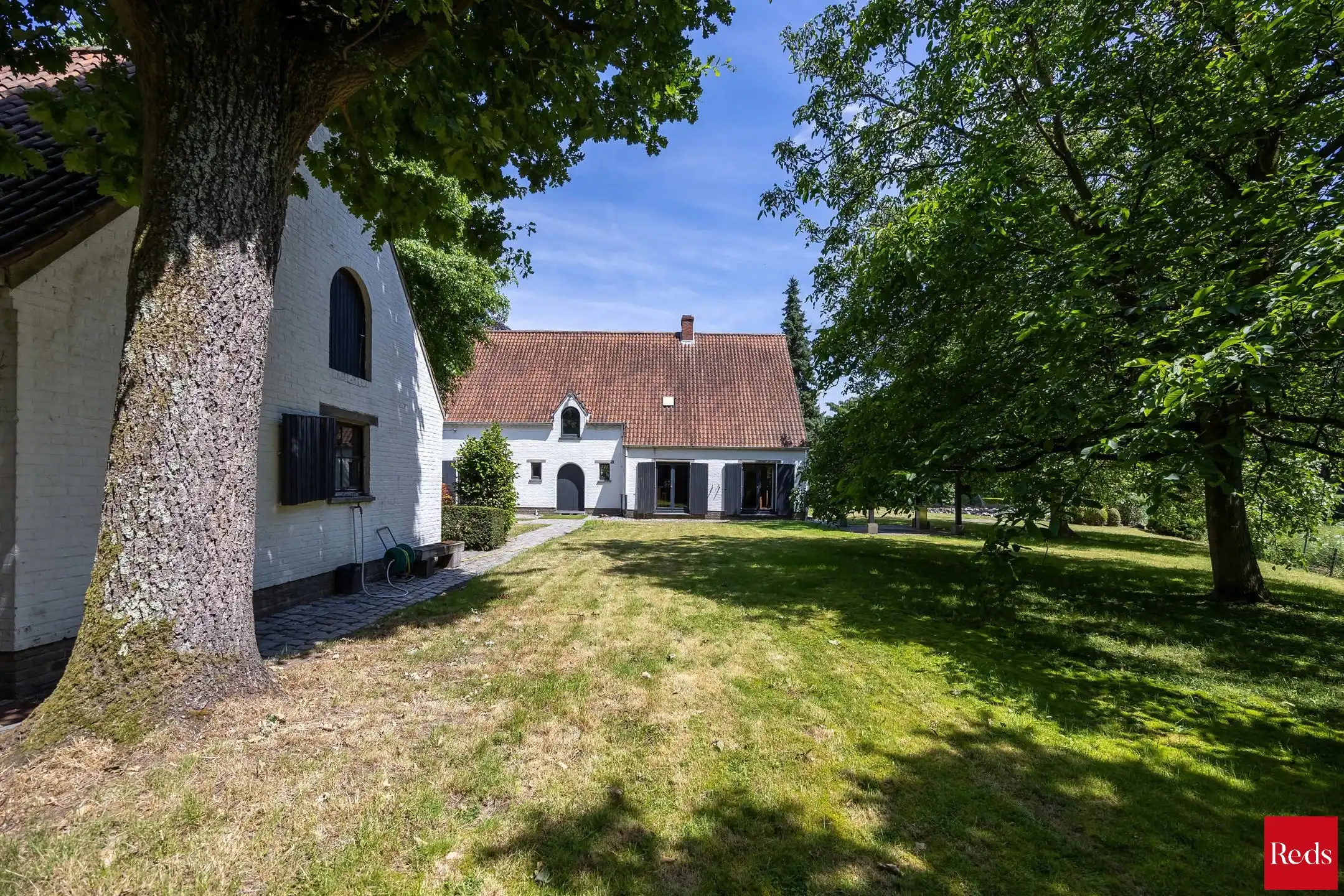 Te renoveren villa op toplocatie foto 16