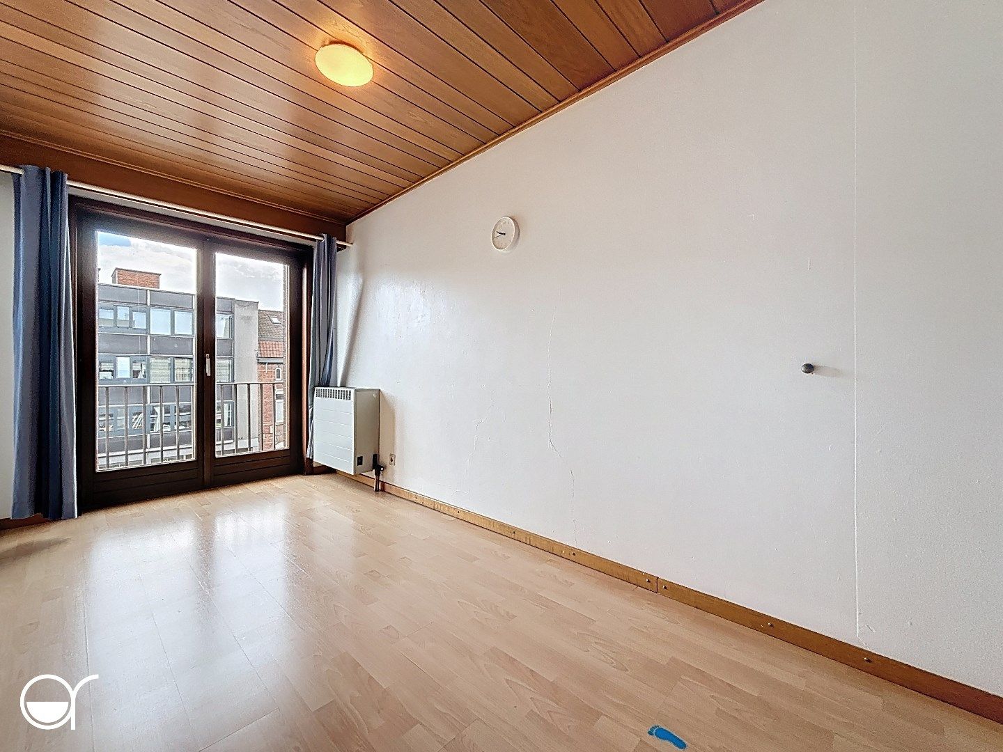 2-slaapkamerappartement met autostaanplaats foto 9
