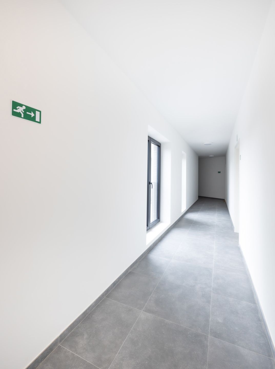 Nieuw kantooroppervlak – centrum van Evere foto 7