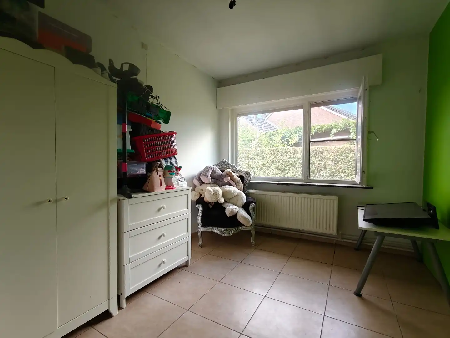 Ruime bungalow met tuin en 2 garages foto 5
