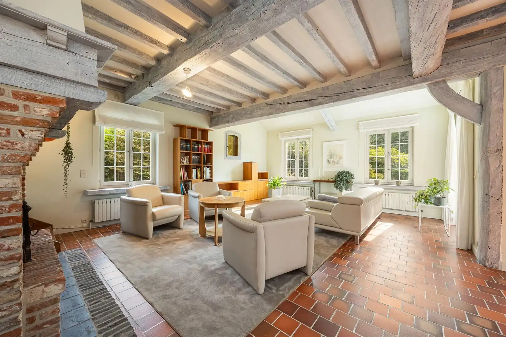 Karaktervolle landelijke woning met 4 slpk en ruime tuin foto 7