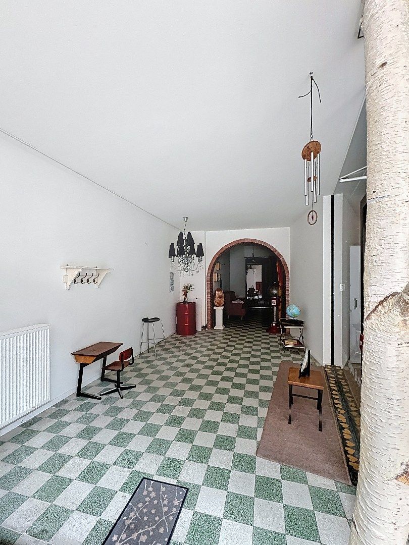 Charmant pand met handelsruimte en woonst in hartje Tienen foto 2