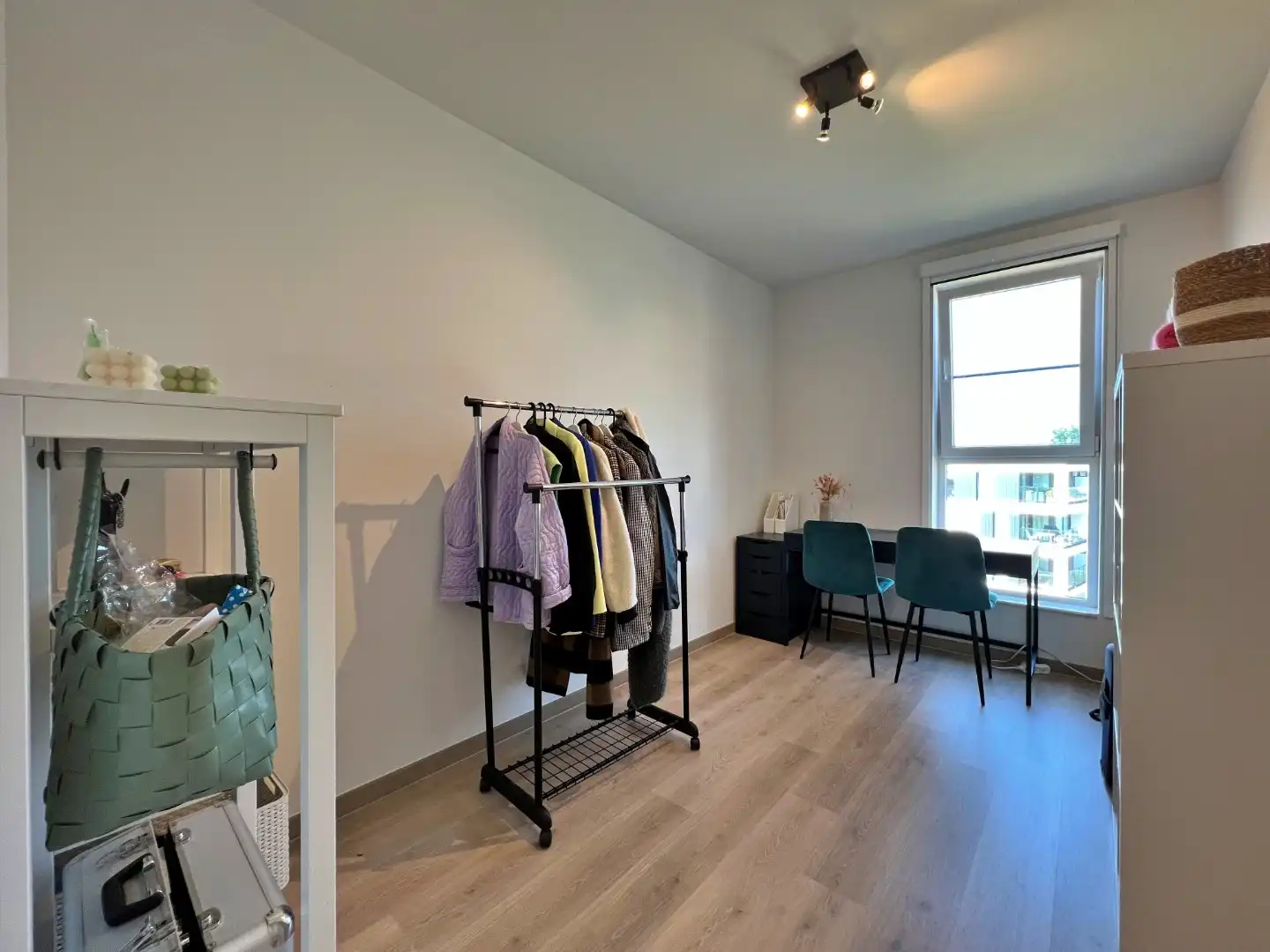 Instapklaar appartement met 2 slaapkamers en ondergrondse parkeerplaats te huur in centrum van Aalter foto 9