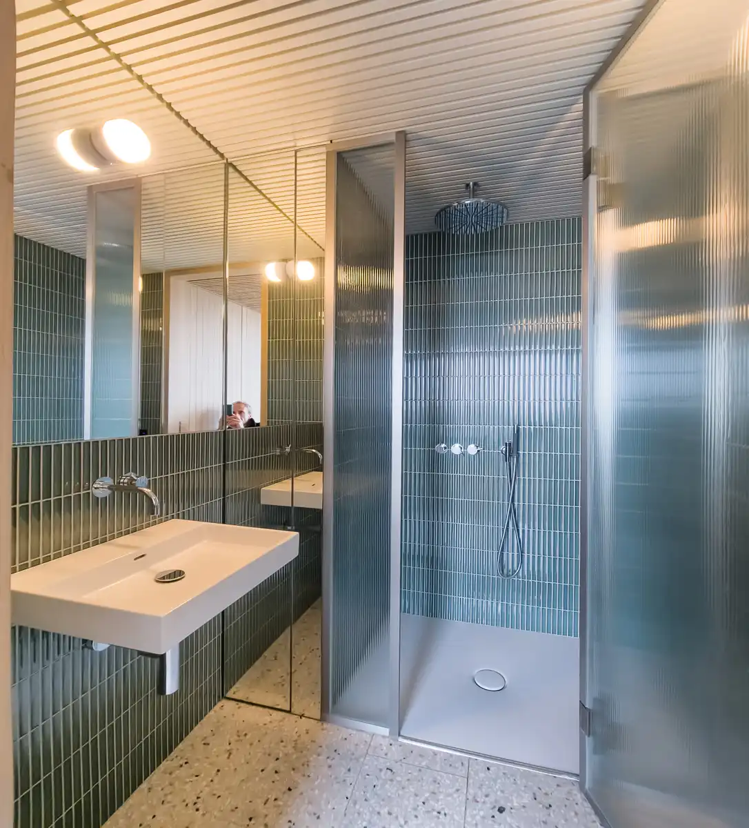 Prachtig 2-kamer app. met prachtig zicht over park en stad foto 22