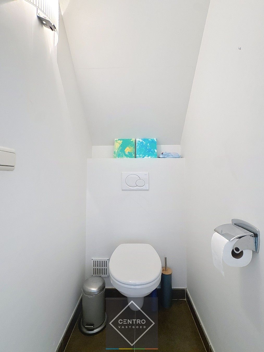 Instapklare woning met 3 slpks, garage én ZUIDger. tuin  te Oostkamp! foto 13